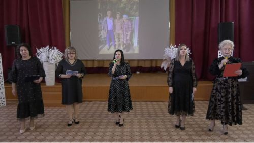 В Азнакаевской гимназии состоялось мероприятие посвящённое ко Дню матери