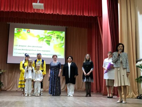 В Азнакаево отметили День медицинской сестры