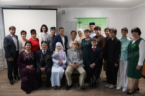 Азнакайда Данис Хәйруллинның иҗат кичәсе гөрләде