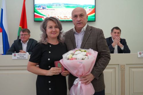 В Азнакаево состоялось еженедельное совещание