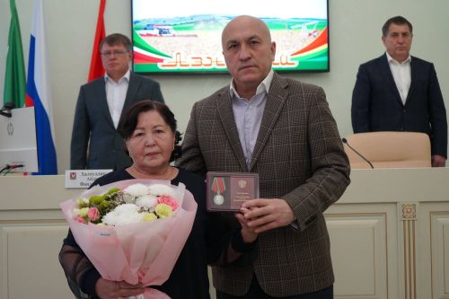 В Азнакаево состоялось еженедельное совещание
