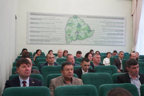 Заседание депутатов районного и городского Советов Азнакаевского муниципального района РТ