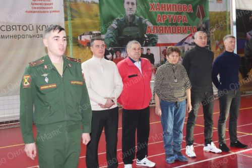 В Азнакаеве проходят волейбольные соревнования в память об Артуре Ханипове, погибшем в специальной военной операции