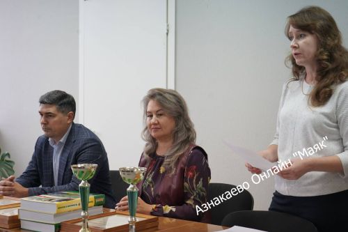 Азнакайда почтальоннарны хөрмәтләделәр