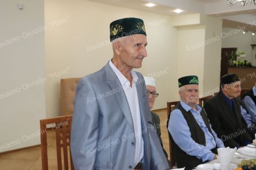 Закиев Тальхат Закиевич принял поздравления по случаю 90-летнего юбилея