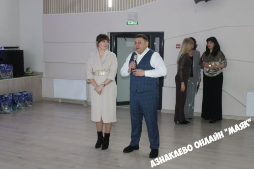 Подведение итогов с директорами СОШ и заведующими детских садов Азнакаевского района