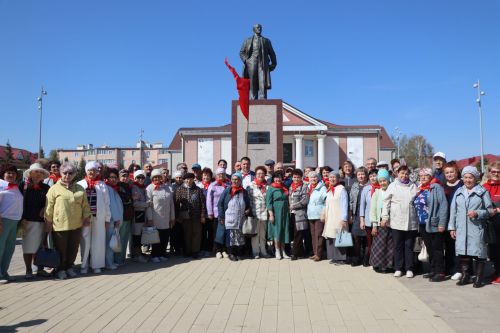 В Азнакаево почтили память Владимира Ильича Ленина