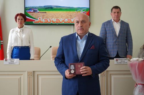Еженедельное совещание с участием руководителей предприятий, организаций и учреждений Азнакаевского муниципального района