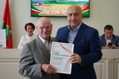 Еженедельное совещание с участием руководителей предприятий, организаций и учреждений Азнакаевского муниципального района