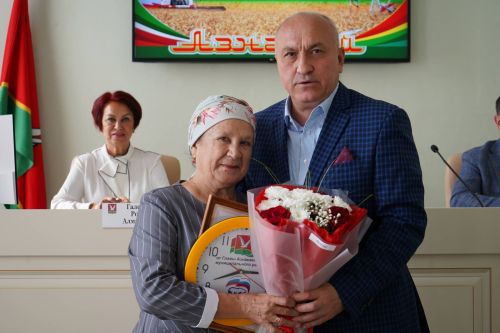 Еженедельное совещание с участием руководителей предприятий, организаций и учреждений Азнакаевского муниципального района
