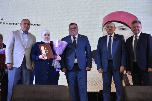Актюба отметила День нефтяника, День Татарстана и день поселка