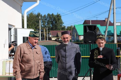 Сегодня состоялось открытие обновленной мечети в Сапеево