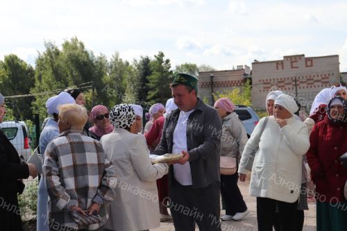 Сегодня состоялось открытие обновленной мечети в Сапеево