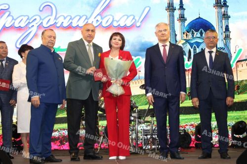 Азнакаевцы отпраздновали День Республики, День города, День нефтяника