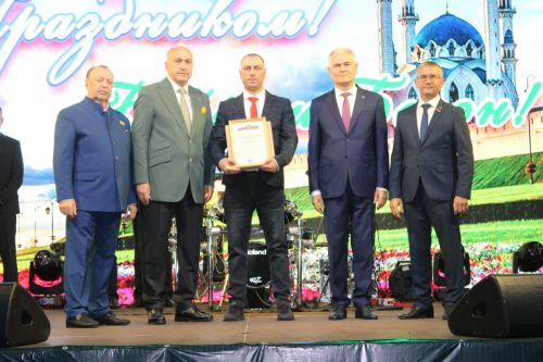Азнакайлылар Республика, Шәһәр, Нефтьчеләр көннәрен бәйрәм итә