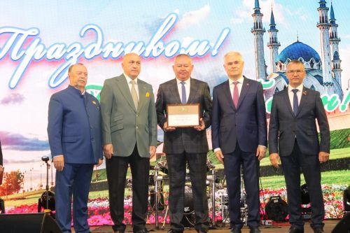 Азнакайлылар Республика, Шәһәр, Нефтьчеләр көннәрен бәйрәм итә