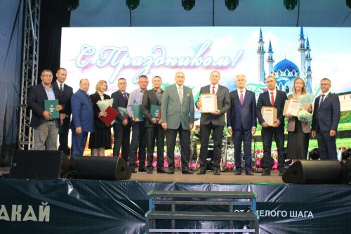 Азнакайлылар Республика, Шәһәр, Нефтьчеләр көннәрен бәйрәм итә