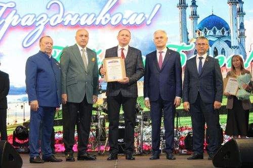 Азнакайлылар Республика, Шәһәр, Нефтьчеләр көннәрен бәйрәм итә