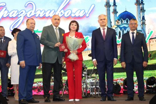 Азнакайлылар Республика, Шәһәр, Нефтьчеләр көннәрен бәйрәм итә
