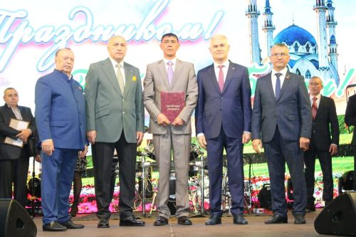 Азнакайлылар Республика, Шәһәр, Нефтьчеләр көннәрен бәйрәм итә