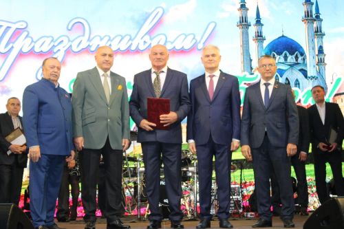 Азнакайлылар Республика, Шәһәр, Нефтьчеләр көннәрен бәйрәм итә