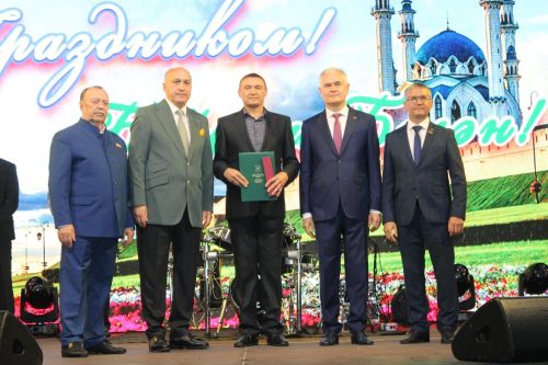 Азнакайлылар Республика, Шәһәр, Нефтьчеләр көннәрен бәйрәм итә