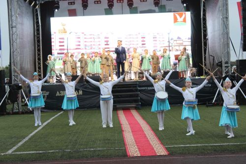 Азнакайлылар Республика, Шәһәр, Нефтьчеләр көннәрен бәйрәм итә