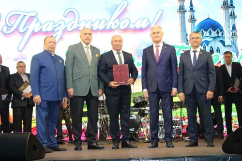 Азнакайлылар Республика, Шәһәр, Нефтьчеләр көннәрен бәйрәм итә