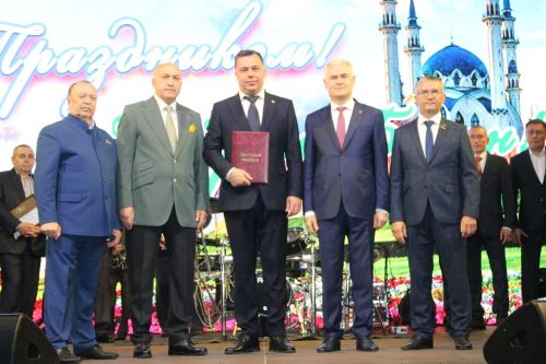 Азнакайлылар Республика, Шәһәр, Нефтьчеләр көннәрен бәйрәм итә