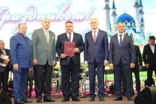 Азнакайлылар Республика, Шәһәр, Нефтьчеләр көннәрен бәйрәм итә