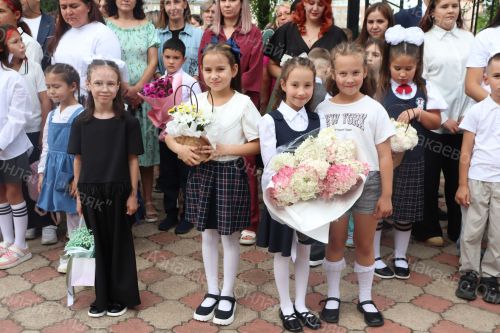 Капиталь ремонттан соң Азнакай балалар сәнгать мәктәбе ишекләрен ачты