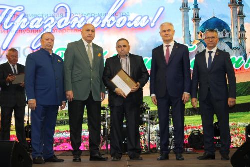 Азнакайлылар Республика, Шәһәр, Нефтьчеләр көннәрен бәйрәм итә