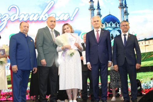 Азнакайлылар Республика, Шәһәр, Нефтьчеләр көннәрен бәйрәм итә