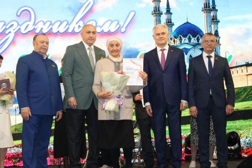 Азнакайлылар Республика, Шәһәр, Нефтьчеләр көннәрен бәйрәм итә