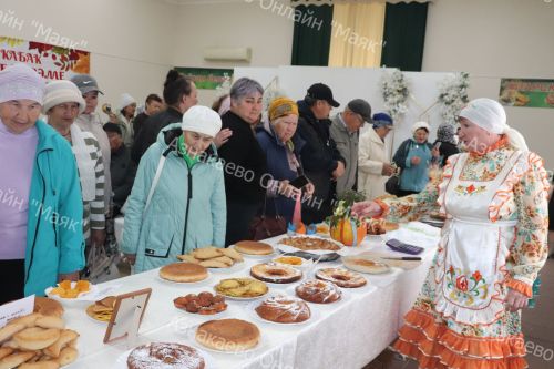 В Азнакаево прошел Праздник тыквы
