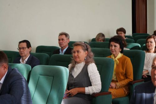 Еженедельное совещание с участием руководителей предприятий, организаций и учреждений Азнакаевского муниципального района