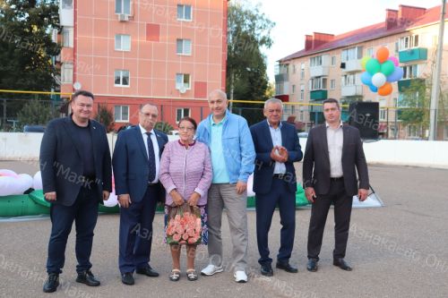 Азнакайда ишегалды бәйрәмнәре дәвам итә