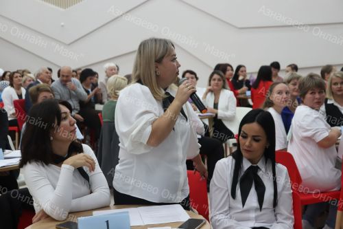 В молодежном центре «Тау» прошел республиканский марафон «Коллективный договор. В чем сила?»
