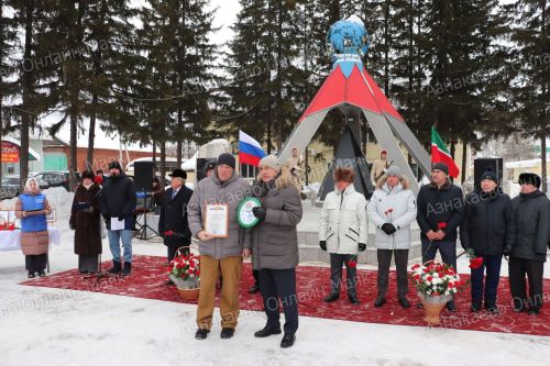 Митинг , посвященный 37 годовщине вывода Советских войск из Афганистана