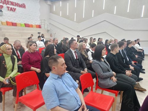 Сегодня в Молодежном центре «Тау» прошло годовое отчетное собрание Управления молодежи Азнакаевского района.