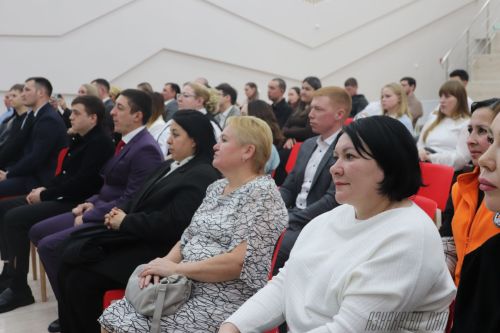 Награждение молодых лидеров и итоги года: в центре «Тау» подвели яркие спортивные и творческие достижения