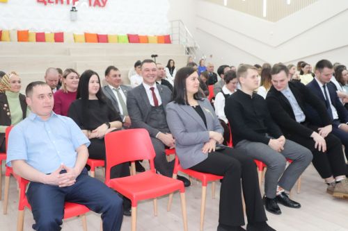 Награждение молодых лидеров и итоги года: в центре «Тау» подвели яркие спортивные и творческие достижения
