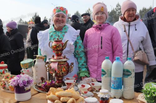В Азнакаево весело встретили Навруз