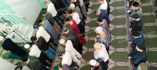 Бүген Азнакай халкы изге Ураза гаетен бәйрәм итә