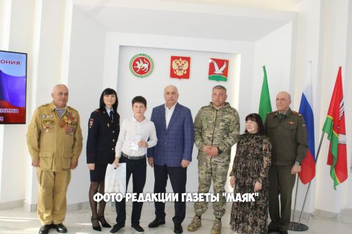 Торжественная церемония вручения паспортов в Азнакаево
