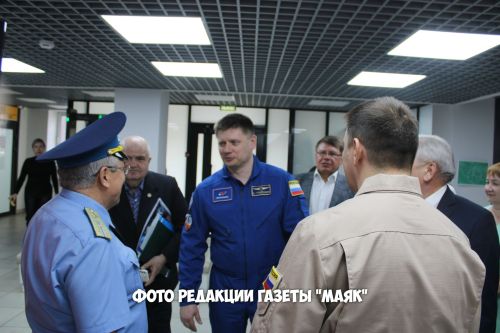 Азнакайда сынаучы космонавт Александр Гребенкин белән очрашу узды