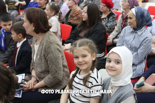 Азнакайда сынаучы космонавт Александр Гребенкин белән очрашу узды