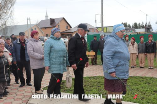 Геройлар – безнең йөрәкләрдә