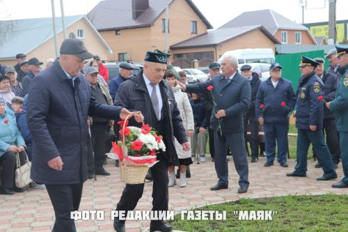 Геройлар – безнең йөрәкләрдә