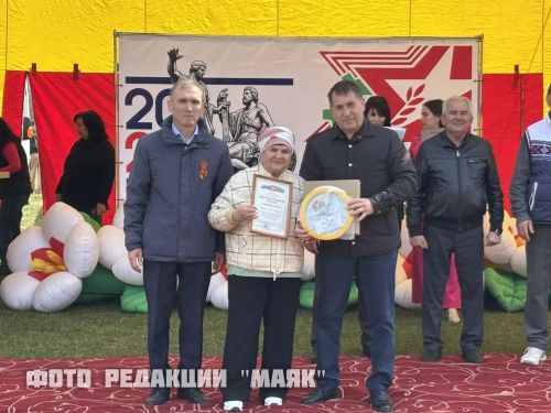 Азнакайда Яз һәм Хезмәт бәйрәме: концерт, уеннар һәм спорт ярышлары